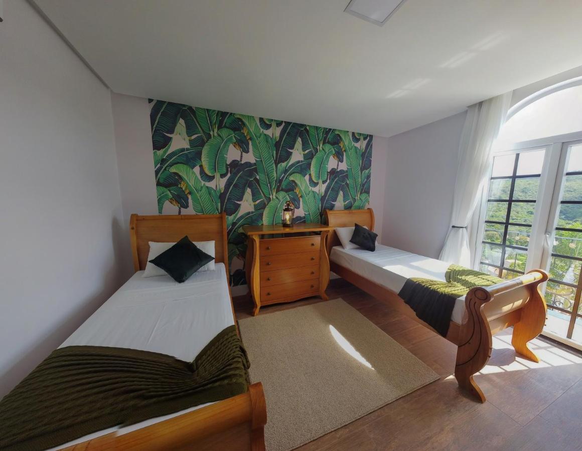 Vila Pugliesi Hotel Boutique 렝소이스 외부 사진