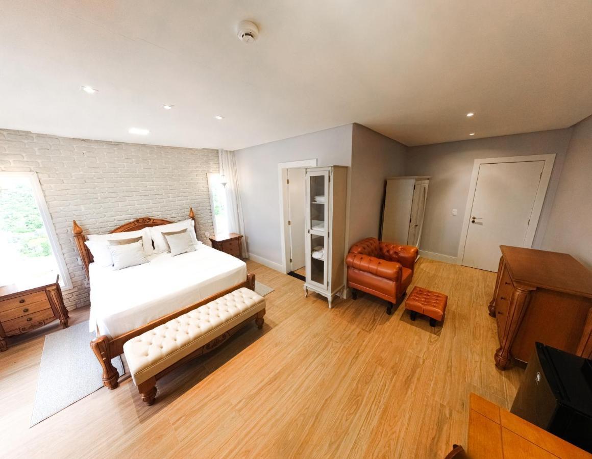 Vila Pugliesi Hotel Boutique 렝소이스 외부 사진