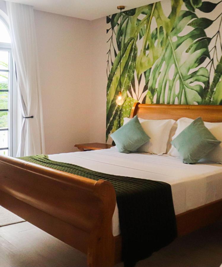 Vila Pugliesi Hotel Boutique 렝소이스 외부 사진