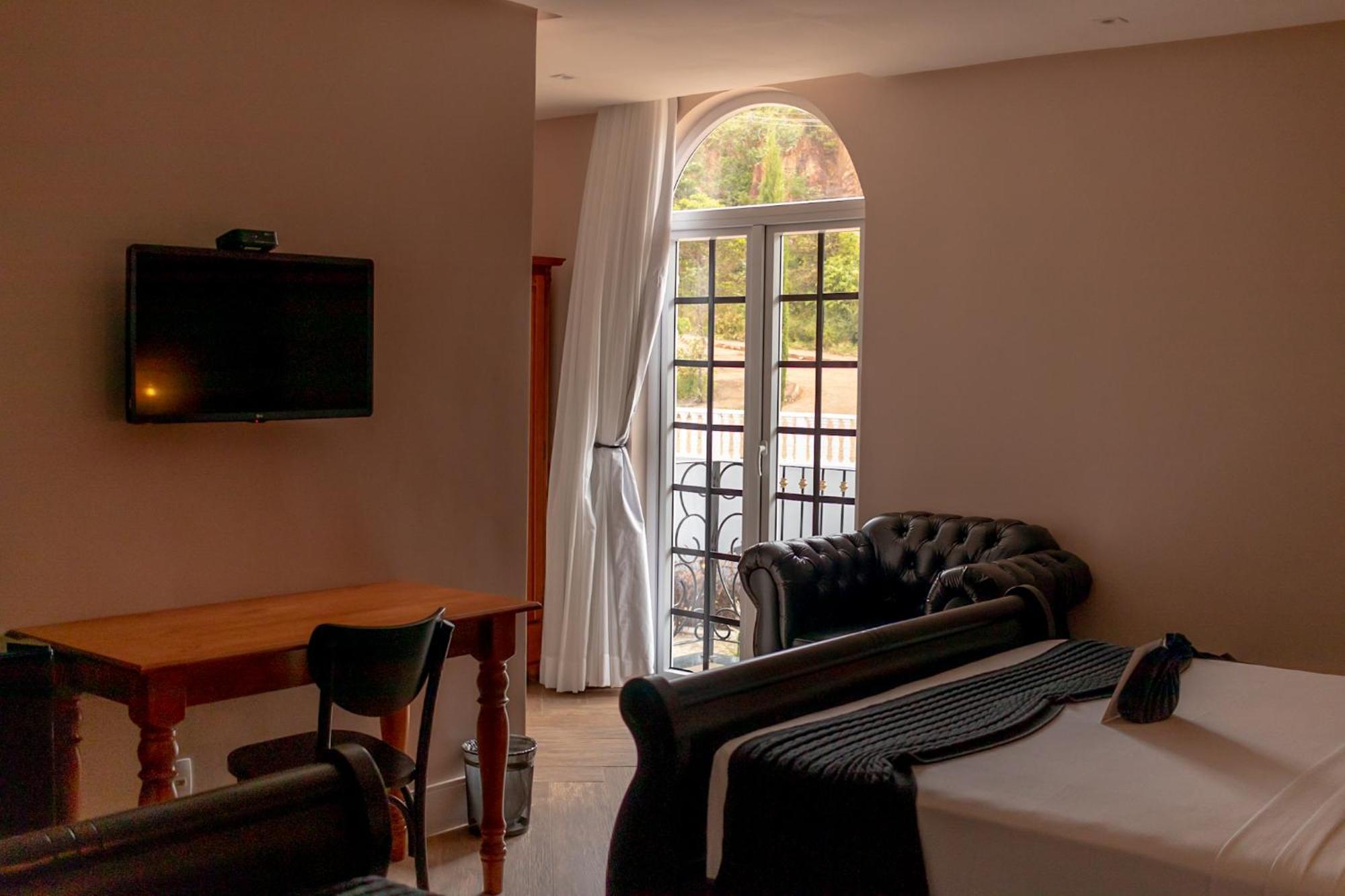 Vila Pugliesi Hotel Boutique 렝소이스 외부 사진