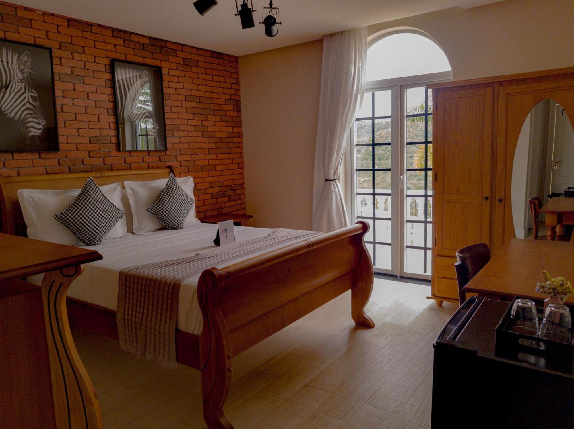 Vila Pugliesi Hotel Boutique 렝소이스 외부 사진